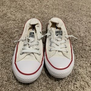 Converse low top white shoes